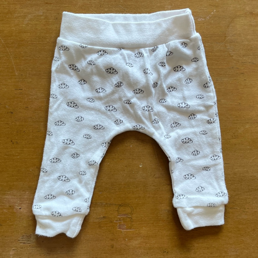 Baby Pants Leggings White with Clouds NB